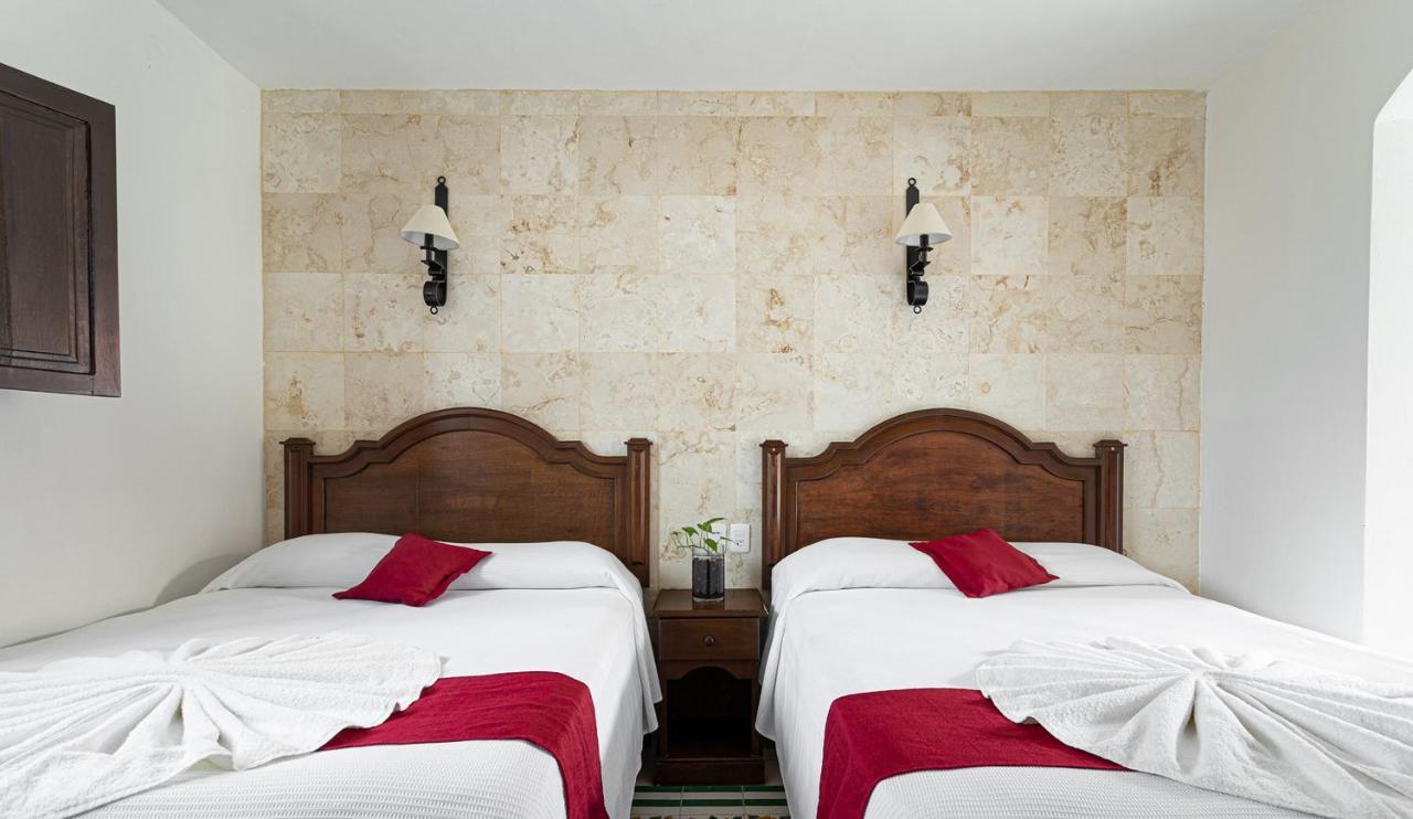 La Aurora Hotel Colonial Valladolid  Kültér fotó