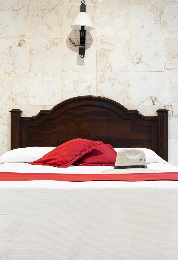 La Aurora Hotel Colonial Valladolid  Kültér fotó