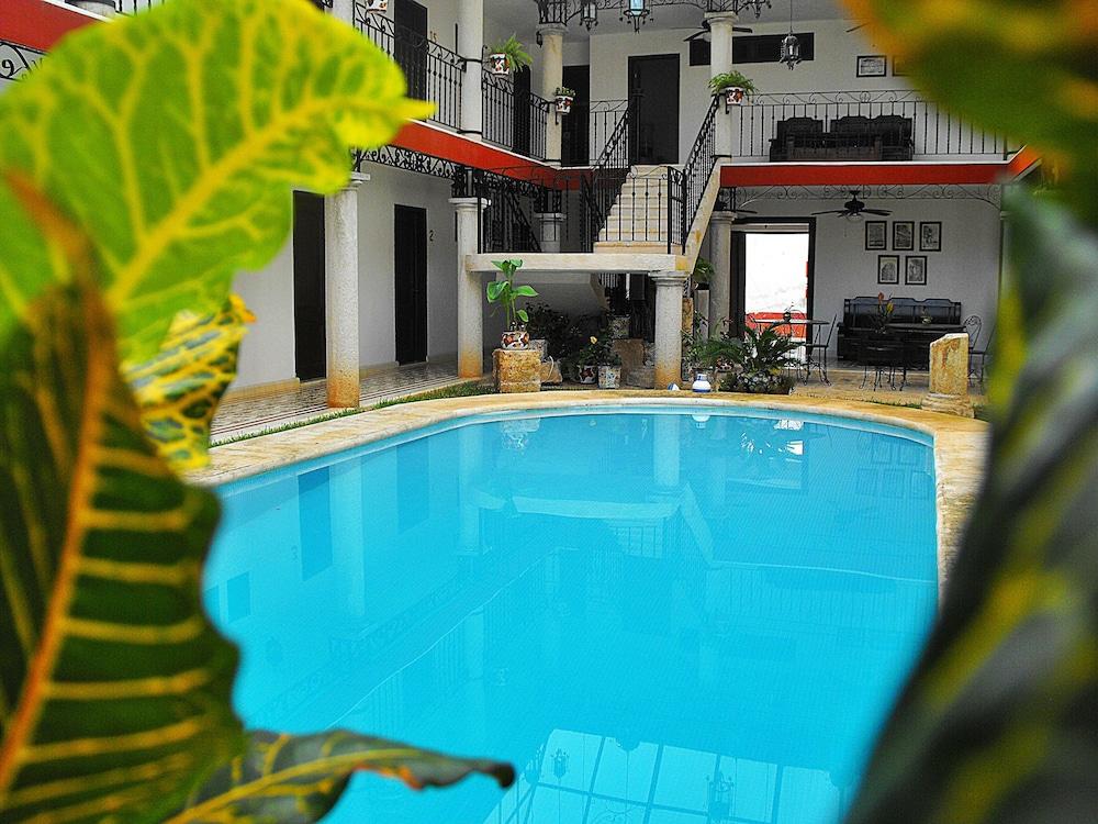 La Aurora Hotel Colonial Valladolid  Kültér fotó