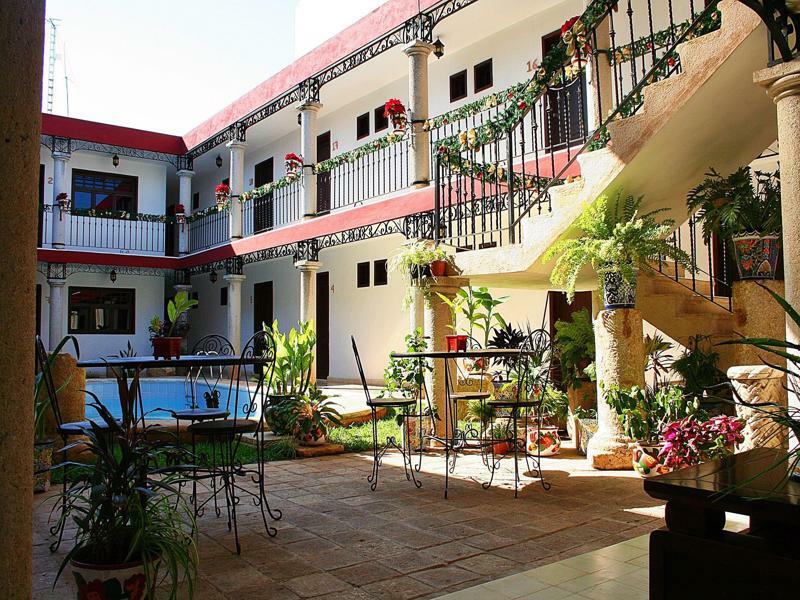 La Aurora Hotel Colonial Valladolid  Kültér fotó